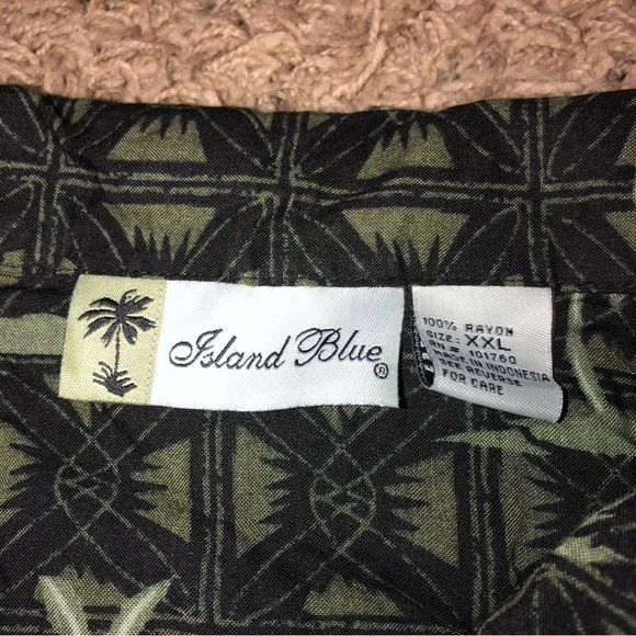 Green Palm Tree Hawaiian Button Shirt - Picture 2 of 3
